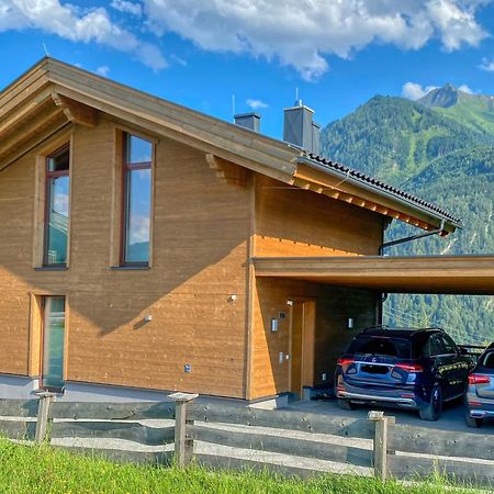 Ski-In Ski-Out Chalet Maiskogel "Bergli" - By Alpen Apartments Капрун Екстериор снимка