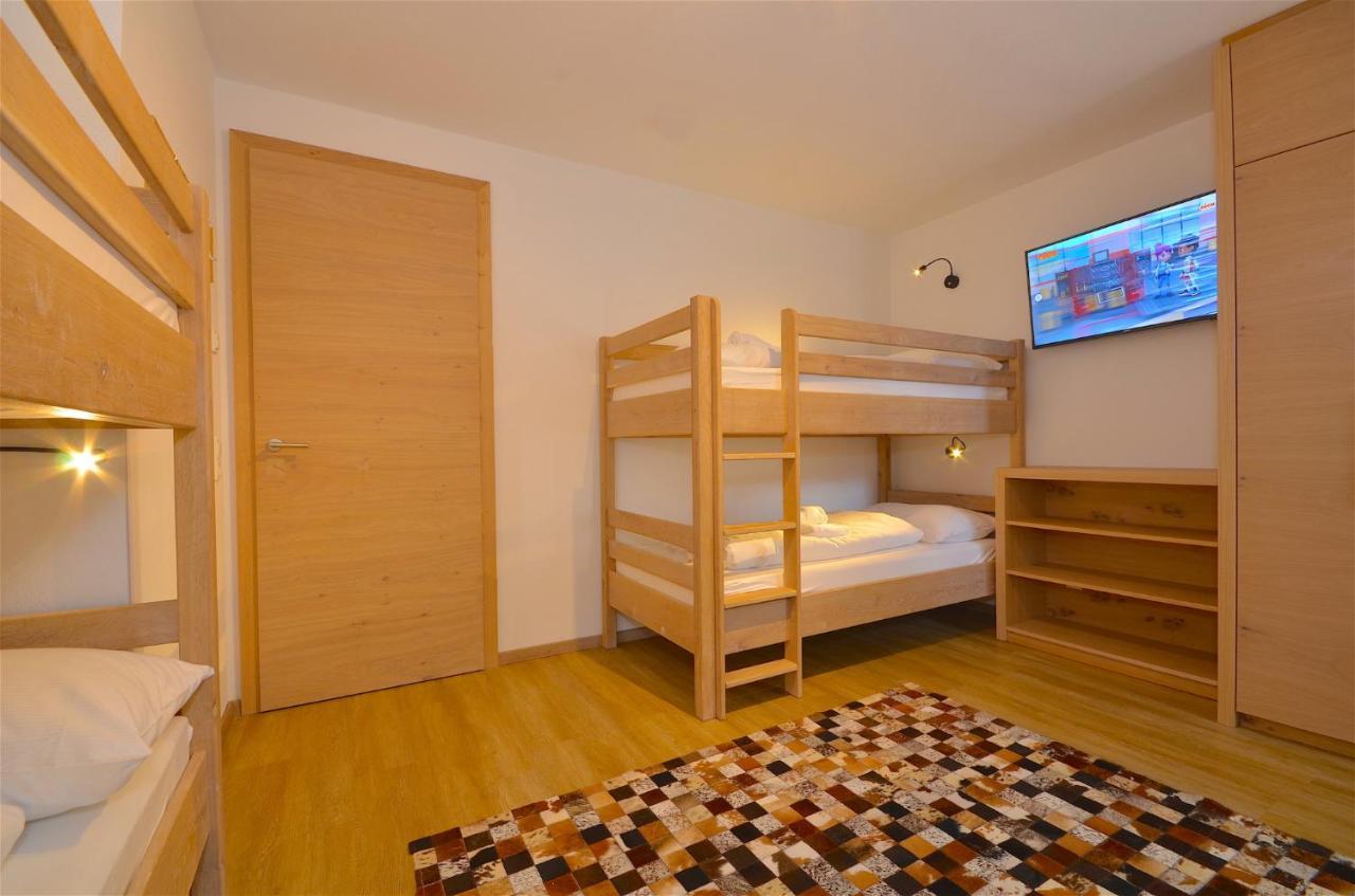 Ski-In Ski-Out Chalet Maiskogel "Bergli" - By Alpen Apartments Капрун Екстериор снимка